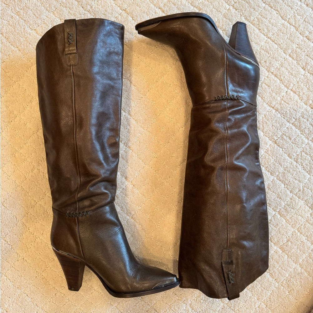 Free People Leather Knee-High Boots sz 38